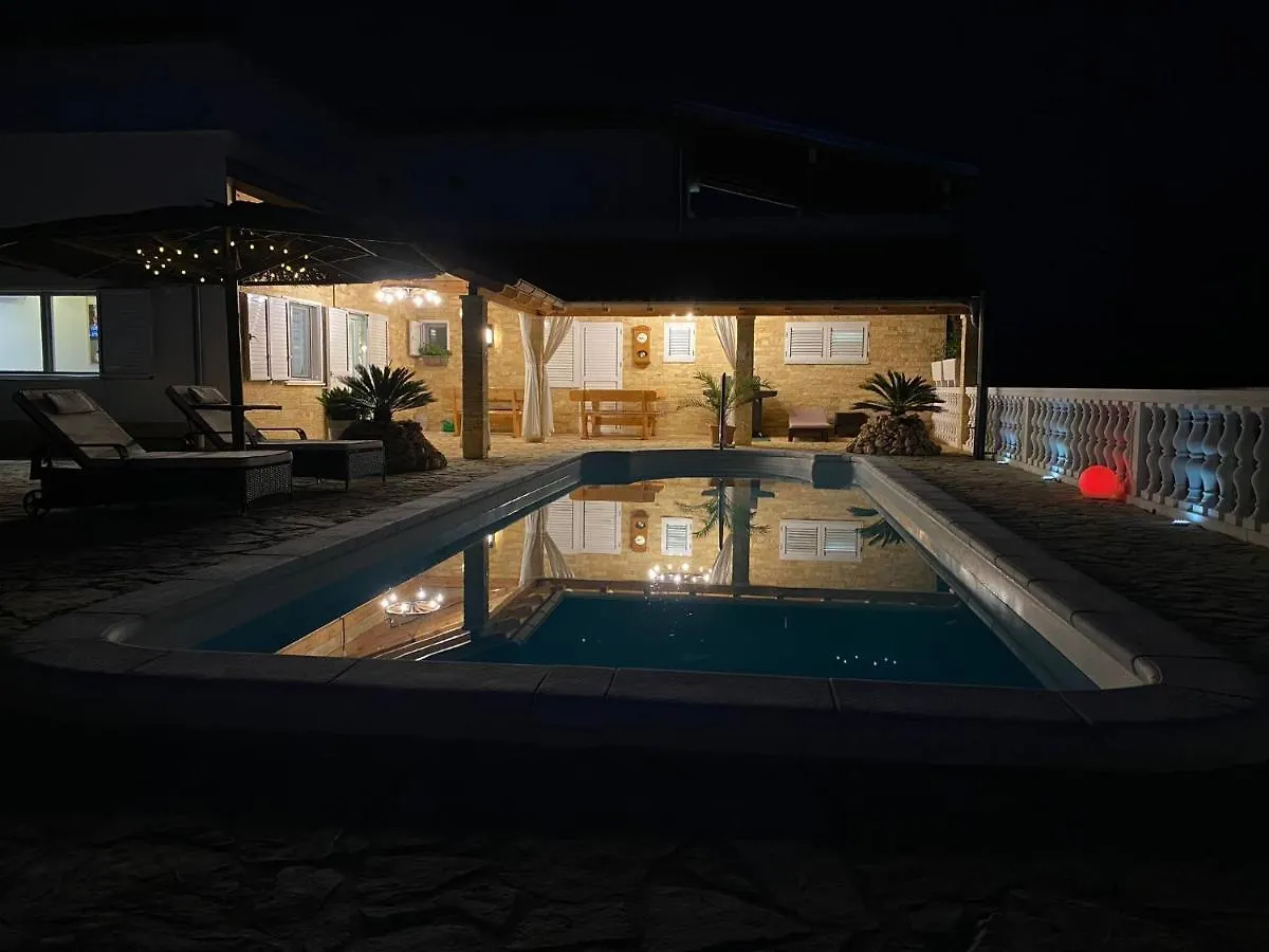 Villa Leonie Debeljak